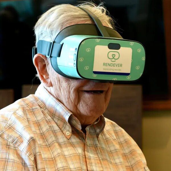 Seniors relive their days of wanderlust and thrill-seeking with digital actuality