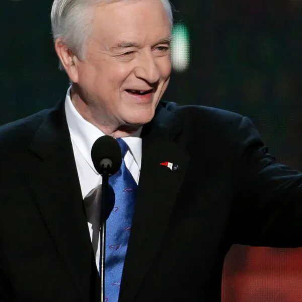 Jim Hunt, the ‘training governor’ who served 4 phrases in North Carolina&hellip;