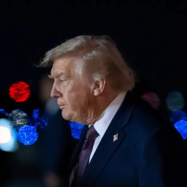 Down Arrow Button Icon