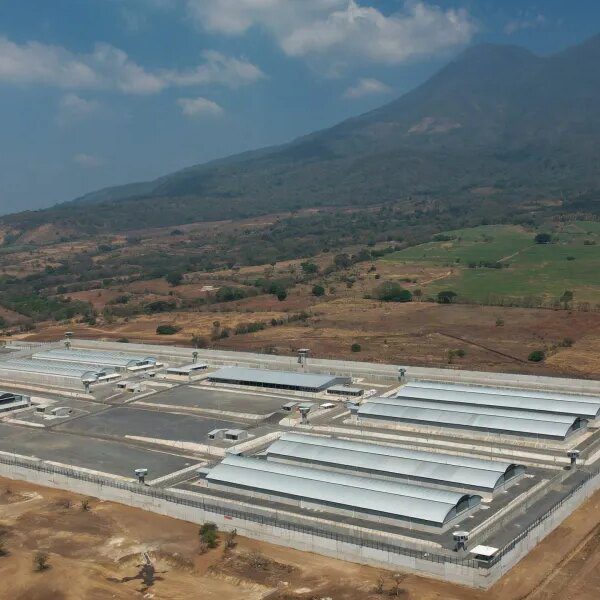 Trump and CBS News’ chief each tried to cease a essential ’60&hellip;