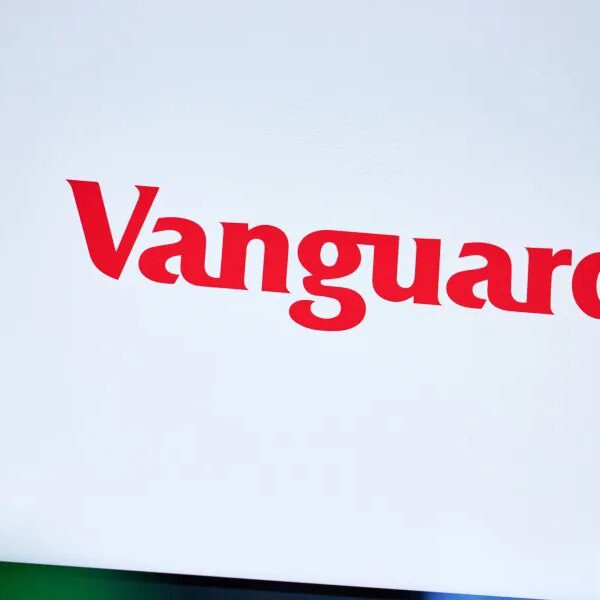 Vanguard to open crypto ETFs to prospects