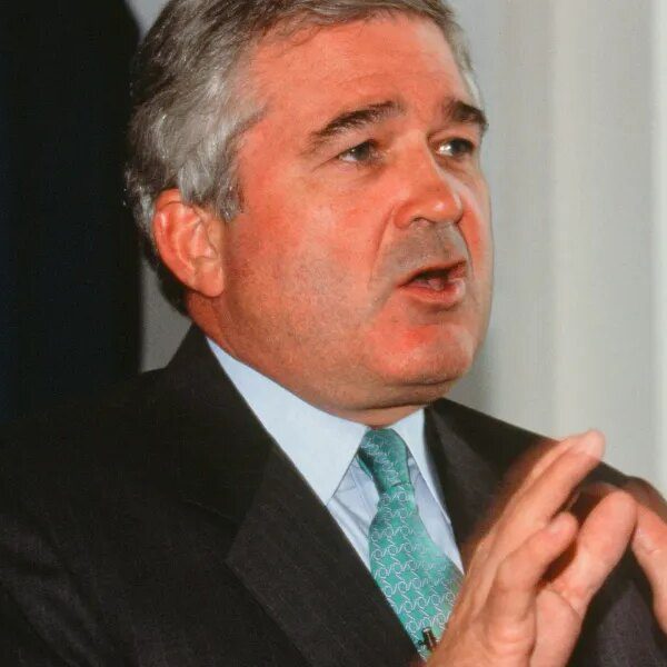 Louis Gerstner, CEO credited with turning round IBM, dies at 83