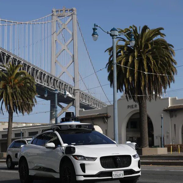 A San Francisco girl simply gave beginning in a Waymo robotaxi —…