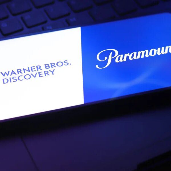 Warner Bros. plans to reject Paramount bid on funding, phrases