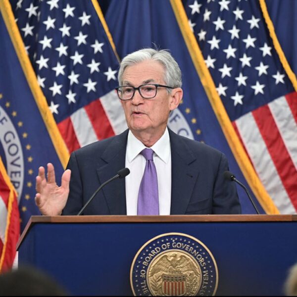 Fed Powell:Layoffs, hiring stay low. Rates at the moment are in a…