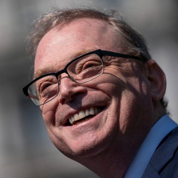 Trump to kick off ultimate Fed interviews this week: Hassett stays in…