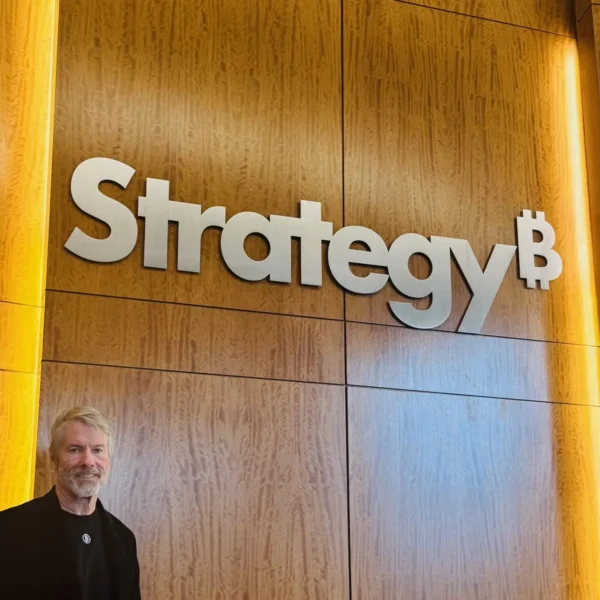 Strategy Maintains Nasdaq 100 Spot Despite MSCI Drama — Details