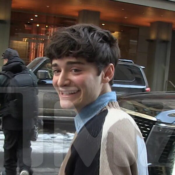 Noah Schnapp Says There Were Tears on ‘Stranger Things’ Set After Filming…