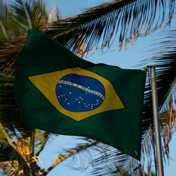 Bitcoin Momentum Builds In Brazil As Average Investment Breaks $1,000
