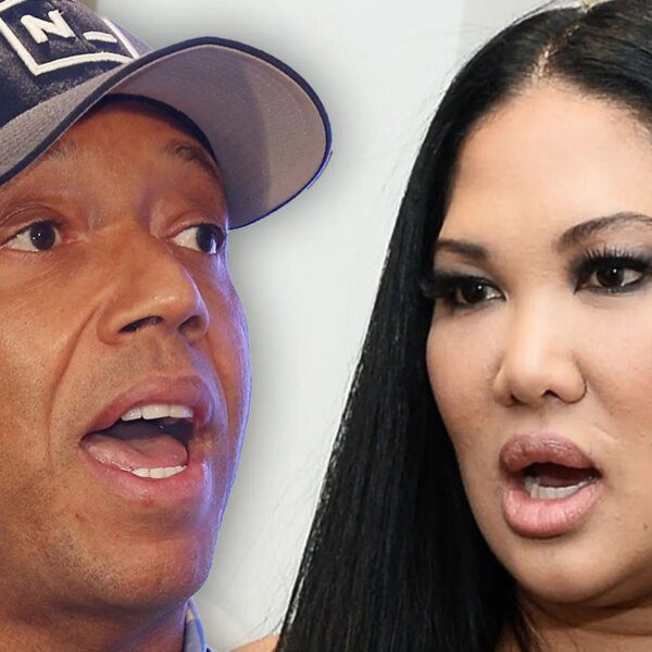 Russell Simmons Claims Kimora Lee Simmons is Keeping Him From Seeing Their…