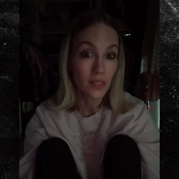 January Jones’ Misophonia Makes Her Want to Kill Brother-in-Law For Eating Chips