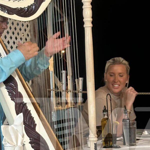 Savannah Chrisley Spotted On Date With Mystery Man In Cayman Islands