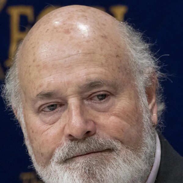 2 People Found Dead at Rob Reiner’s Los Angeles Home