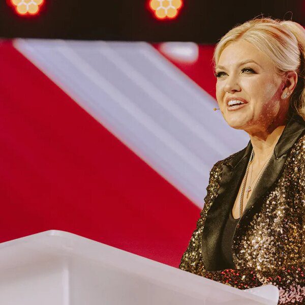 Conservative stars conflict at AmericaFest over Israel coverage debate