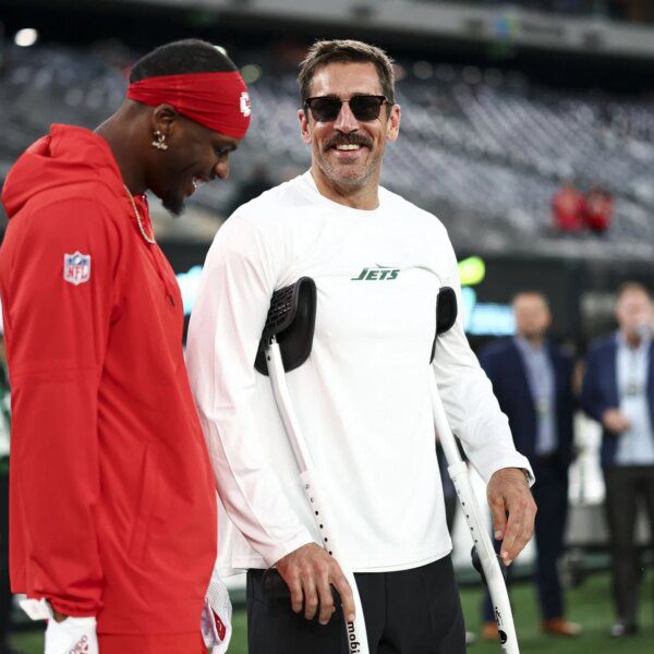 Marquez Valdes-Scantling credit Aaron Rodgers’ marriage for “one big difference” in Steelers&hellip;