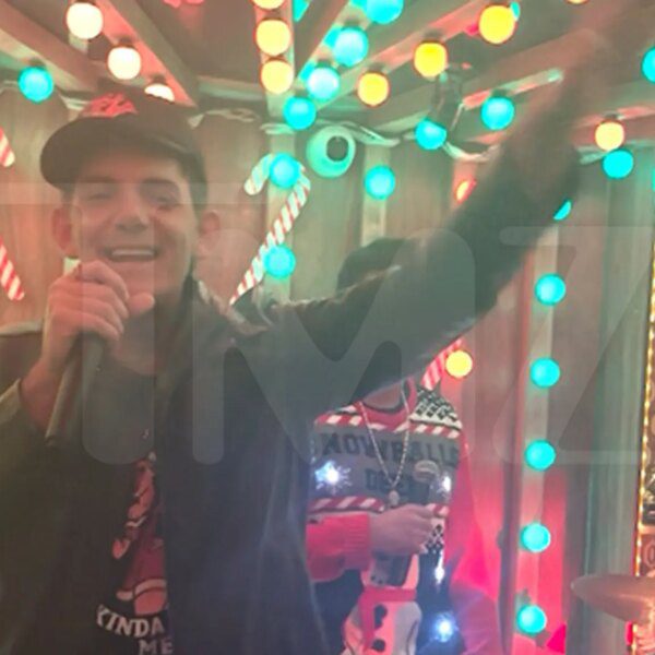 Lukas Haas Performs New Christmas Song at Anderson .Paak’s Music Bar