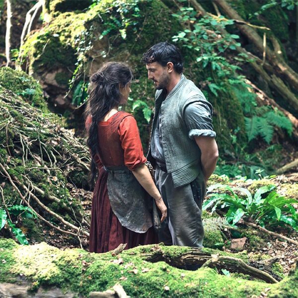 ‘Hamnet’ Review: Jessie Buckley, Paul Mescal lead shifting Shakespeare drama