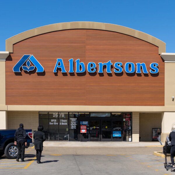 Albertsons: Failed Kroger Deal Fallout Creates An Attractive Entry Point