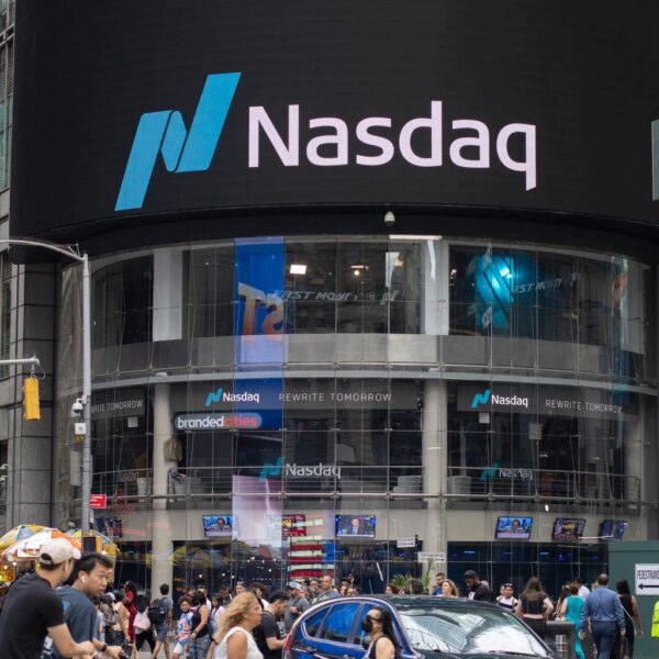 Nasdaq Composite To Record Negative Weekly Close As AI Earnings Disappoint