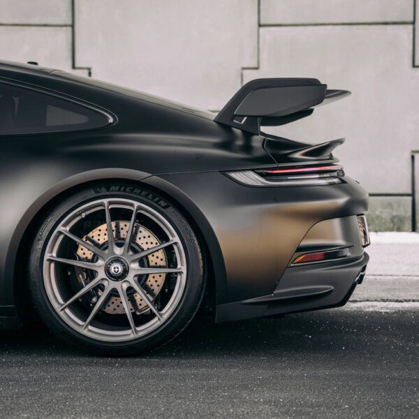 Porsche AG: Better Momentum Ahead (Rating Upgrade)