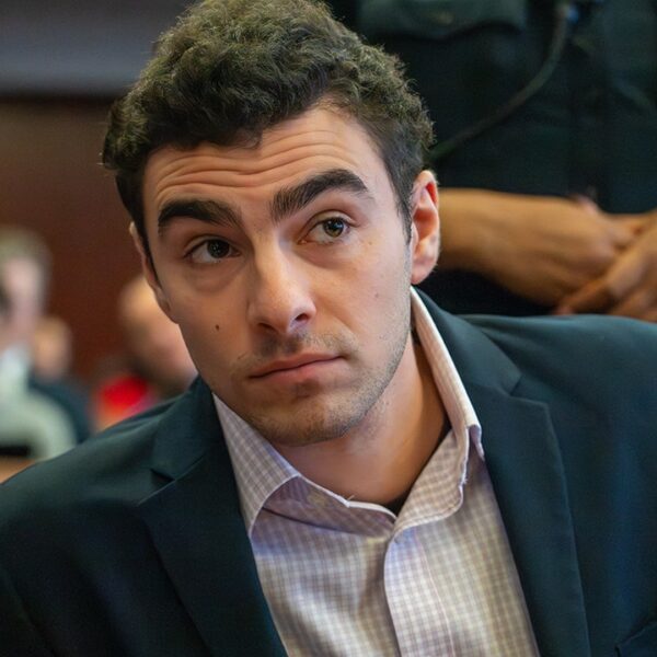 Luigi Mangione 911 name from McDonald’s supervisor launched by prosecutors