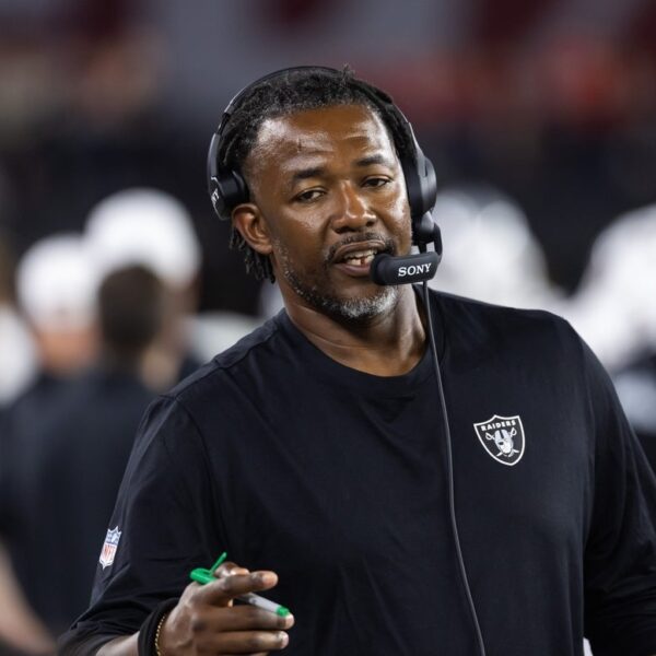 Reports: Steelers set to rent Patrick Graham as DC