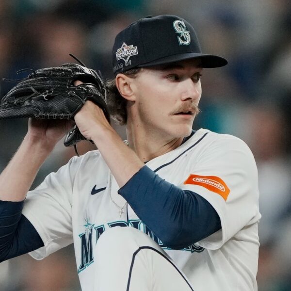 Mariners keep away from arbitration with RHP Bryce Miller