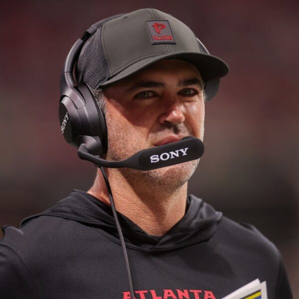 Reports: Buccaneers hiring Zac Robinson as OC