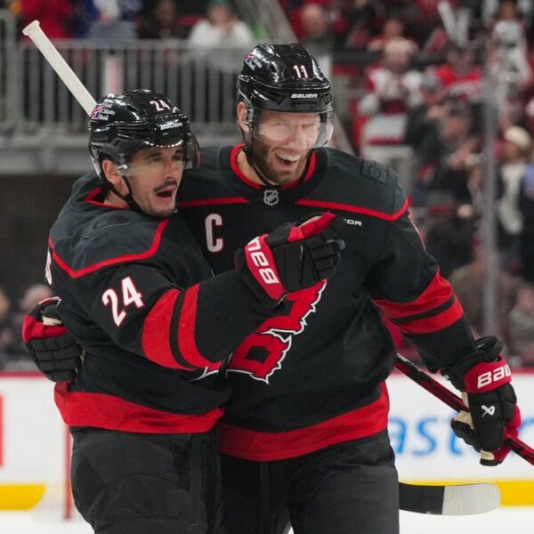 Hurricanes keep sizzling on house ice in win over Sabres