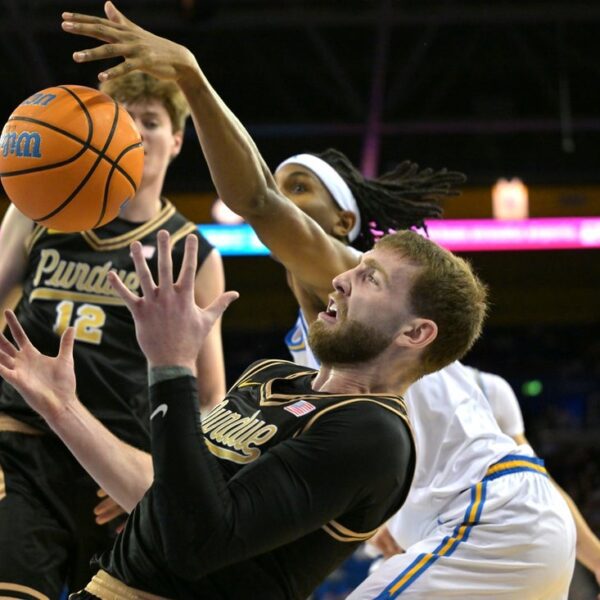 Tyler Bilodeau’s late 3 provides UCLA upset of No. 4 Purdue
