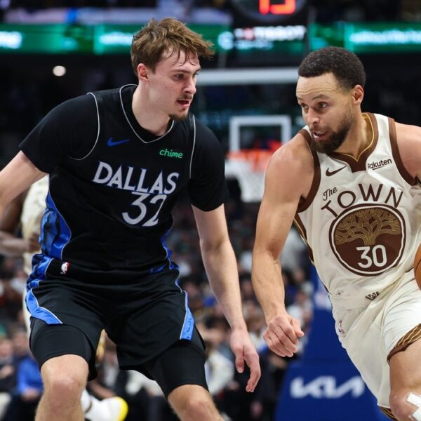 Mavericks lengthen win streak to 4 in back-and-forth affair vs. Warriors