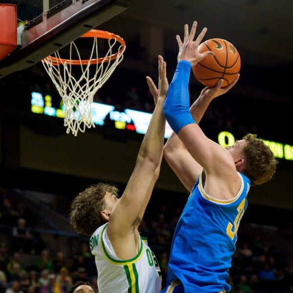 UCLA coasts to victory over short-handed, slumping Oregon