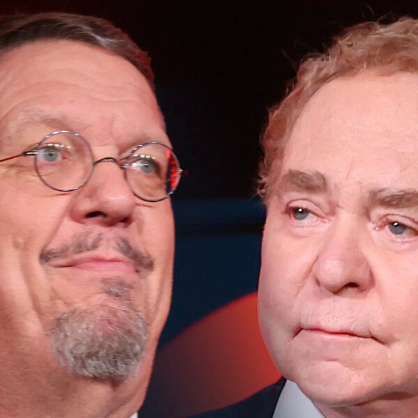 Penn & Teller Cancel Las Vegas Shows After Nasty Injury