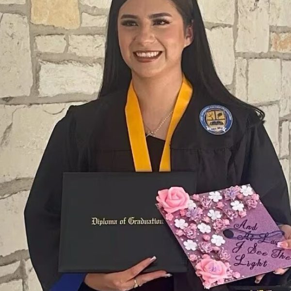 Trump is sorry for deporting faculty scholar who flew residence to shock&hellip;