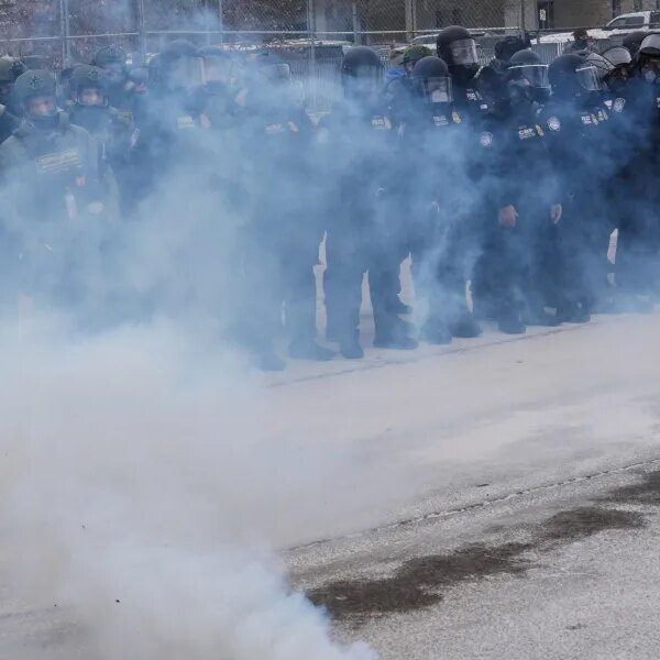 Judge guidelines feds in Minneapolis immigration raids can’t detain or tear gasoline&hellip;