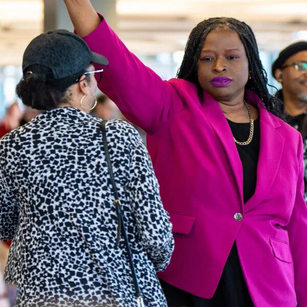 Minnesota activist launched after she catches White House manipulating pictures of her…