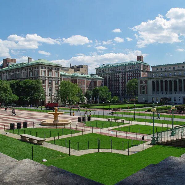 Columbia University names Jennifer Mnookin as new president efficient July 1