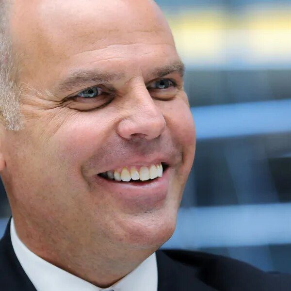 How Toll Brothers took the drama out of CEO succession