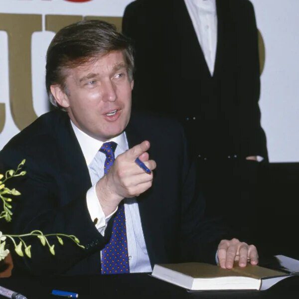 Down Arrow Button Icon