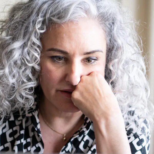 Down Arrow Button Icon