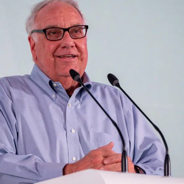 Warren Buffett’s son alerts an enormous change for philanthropy as he prepares…