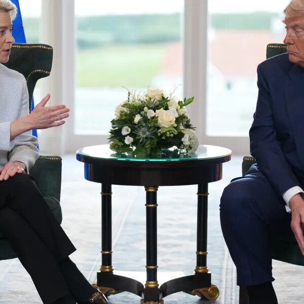 EU set to halt U.S. commerce deal over Trump’s newest tariff risk