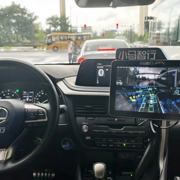 America’s AI regulatory patchwork is crushing startups and serving to China