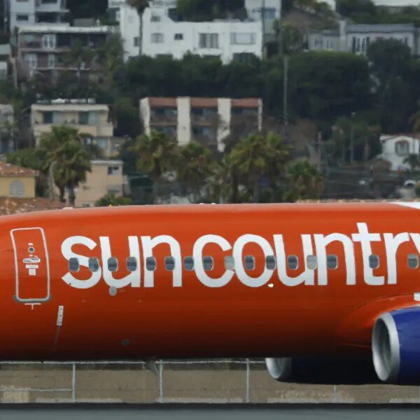 Allegiant to accumulate Sun Country in deal valued at $1.5 billion