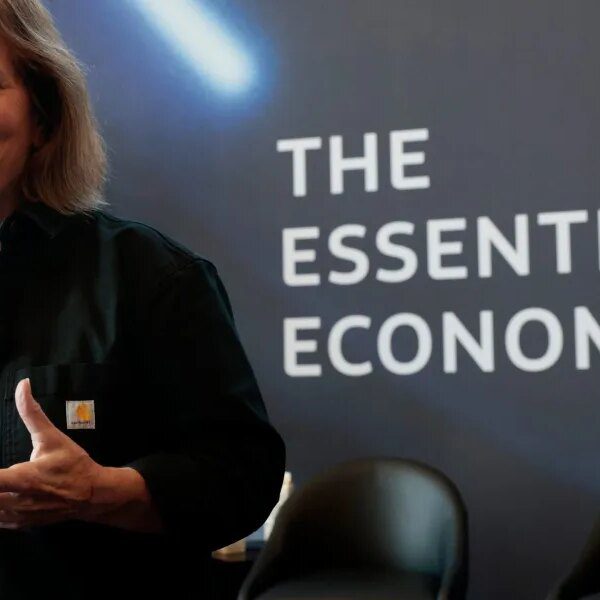 Carhartt CEO says they all the time centered on blue-collar employees—however hipsters&hellip;