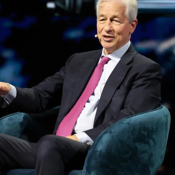 JPMorgan CEO Jamie Dimon is completed being ‘binary’ amid political polarization