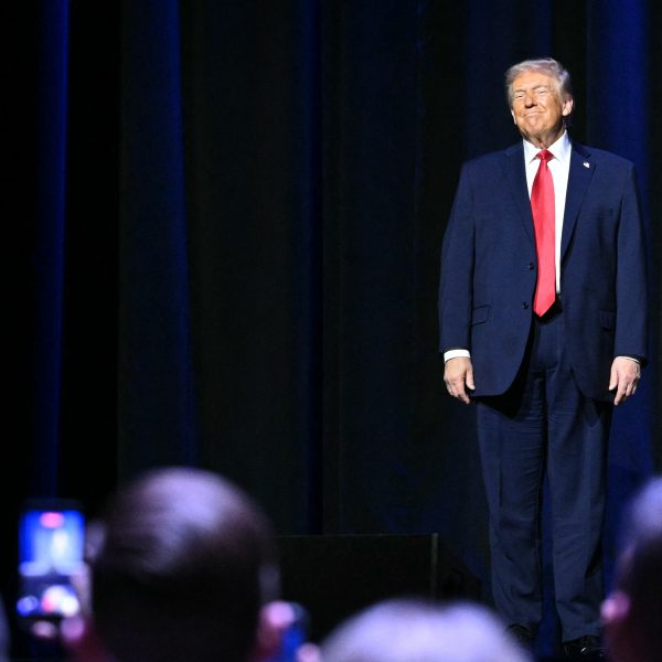 Down Arrow Button Icon