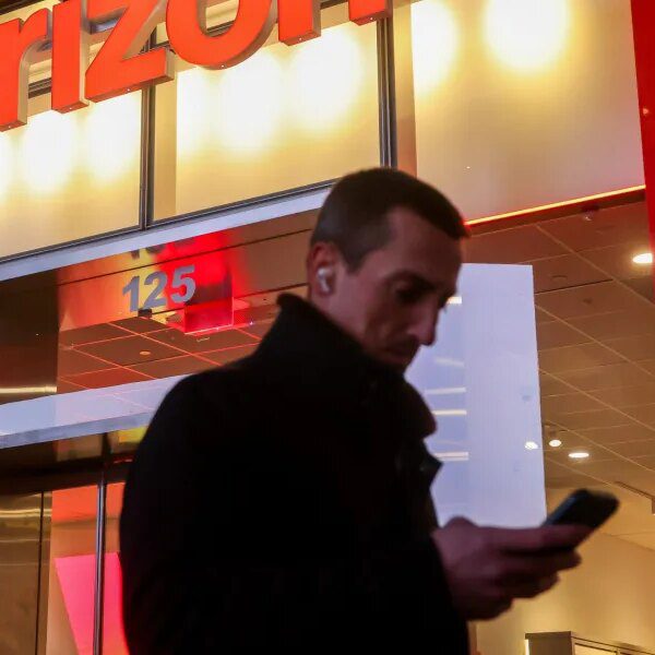 How to get $20 account credit score for Verizon outage