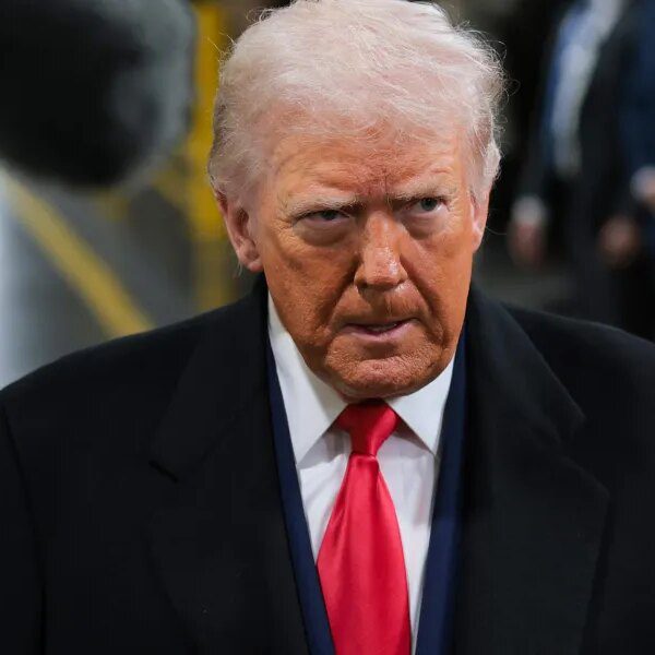 Down Arrow Button Icon