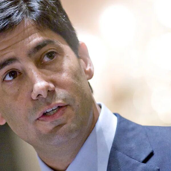 The new Fed chair’s billionaire father-in-law is a good friend of Trump’s&hellip;